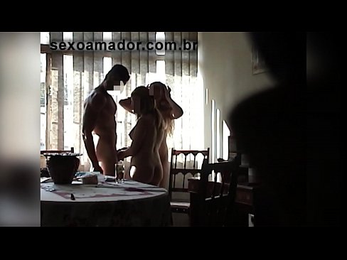 ❤️ Rakan seks menjemput seorang lelaki gergasi dan bertiga bersamanya ☑ Video lucah pada ms.com-pornzog.ru ﹏